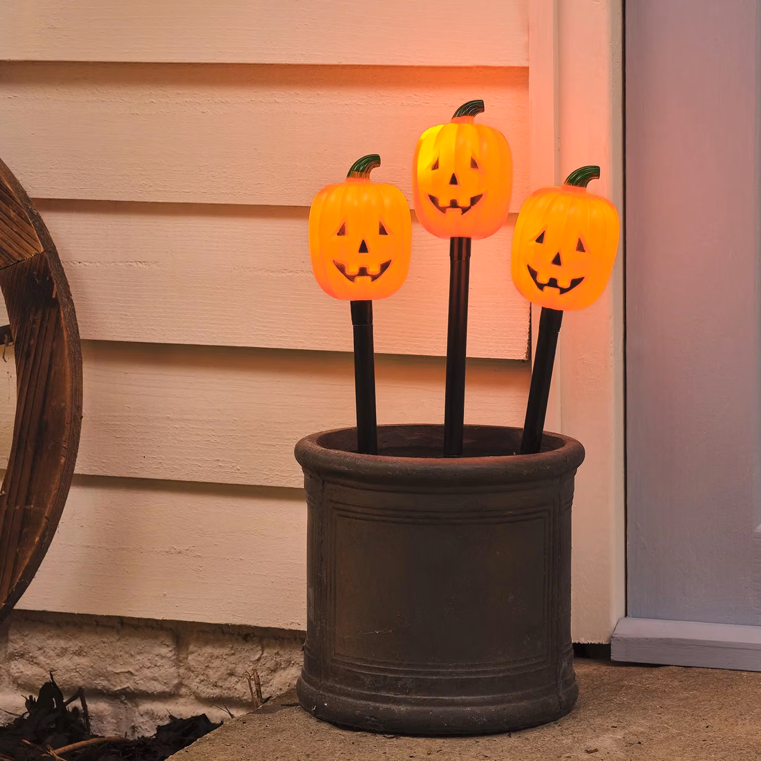 Lights4fun Set of 3 LED Halloween Outdoor Pumpkin Stake Lights in Black and Orange – 1
