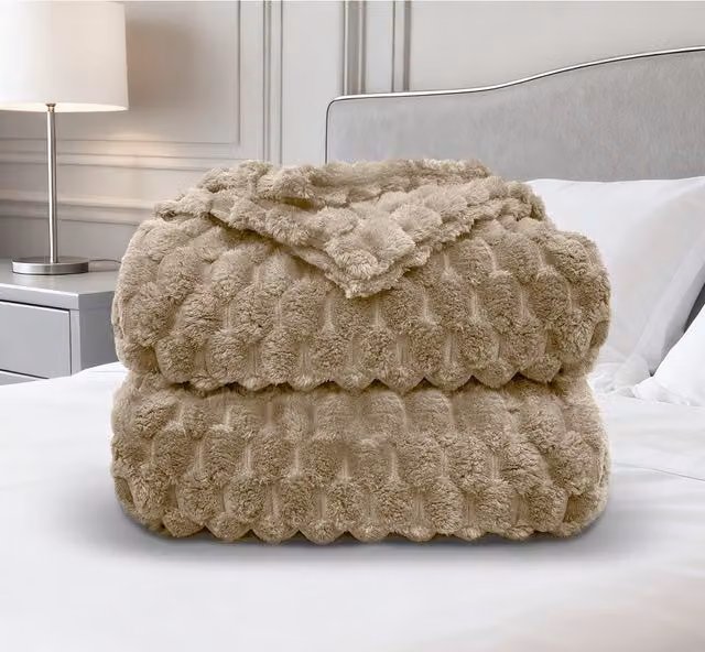 Velosso Super Snug Chunky Popcorn Fleece Throw in Beige, W: 150 cm, D: 200 cm