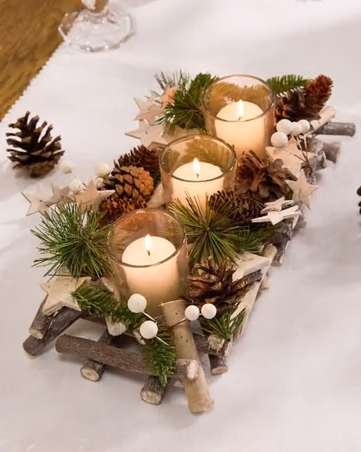 Dibor Nordic Scandinavian Christmas Tabletop Centrepiece Tealight Votive Candle Holders, White and Multicolour, 30 cm – 1