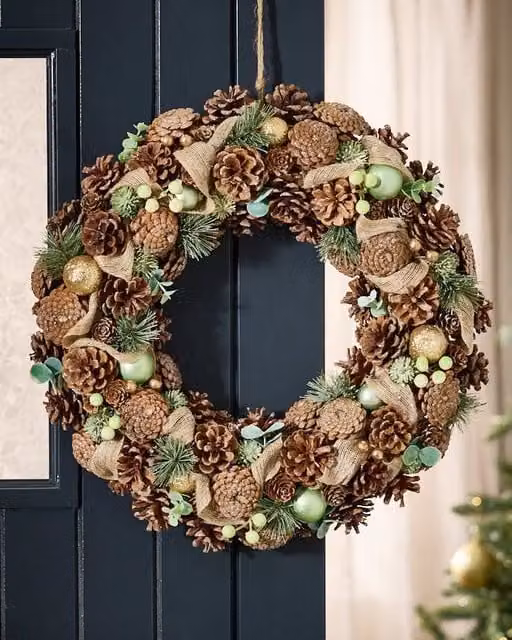 Dibor Giant Foliage Christmas Wreath in Multicolour and Brown, Diameter: 50 cm