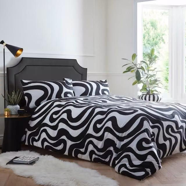 Portfolio Home Retro Waves Bedding Duvet Cover and Pillowcase Set in Black, Super King (Duvet Cover: 200 x 200 cm, Pillowcase: 50 x 75 cm) – 1