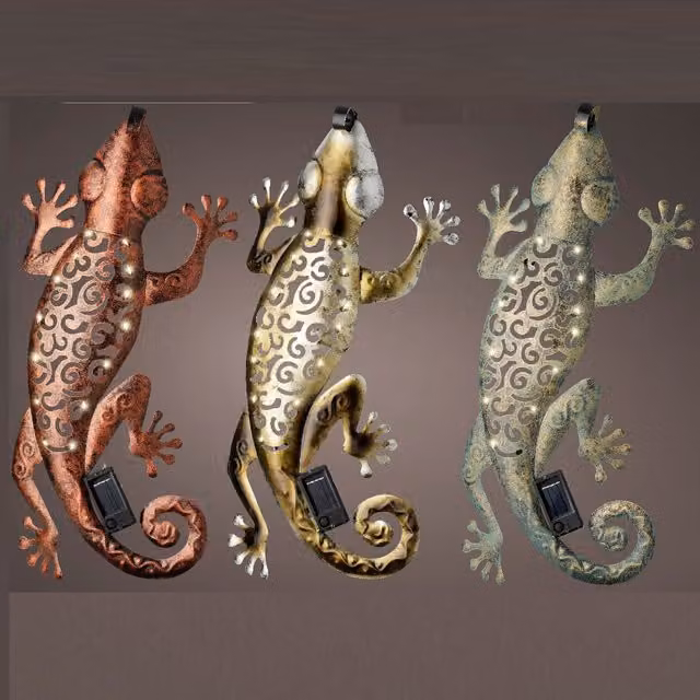 Lumineo Rustic Gecko Solar LED Garden Wall Art Hanging Metal Light, Multicolour, Height: 51 cm
