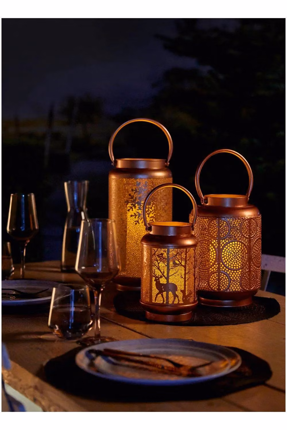 Netagon Golden Battery Operated Tabletop Lantern with Snowflake Design in Gold Metal – 2
