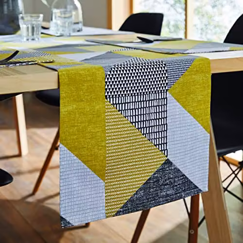 Catherine Lansfield Larsson Geo Cotton Table Runner in Yellow, W: 33 cm, L: 220 cm – 1