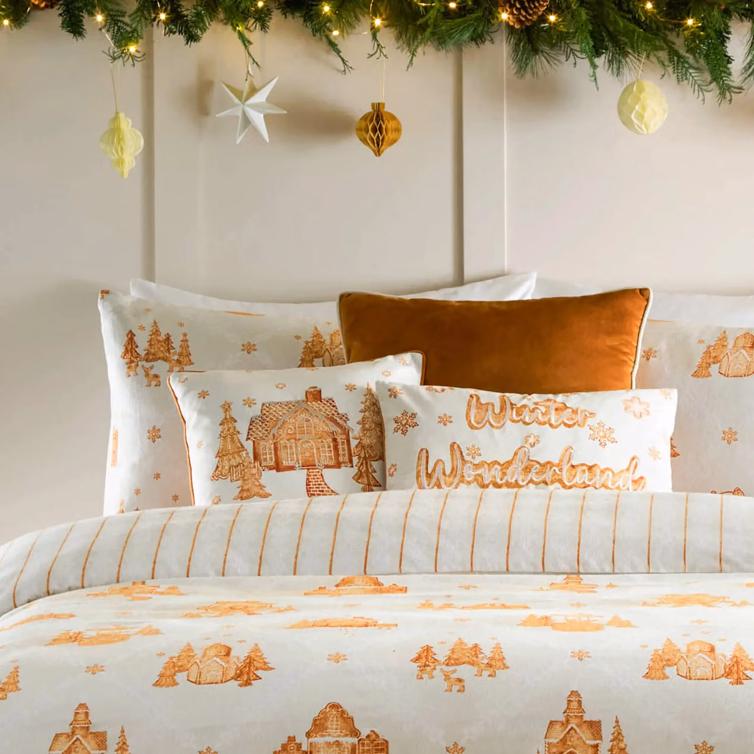 Furn Gretel Multicolour Christmas Winter Wonderland Rectangular Polyester Filled Cushion W: 50 cm, H: 30 cm – 2