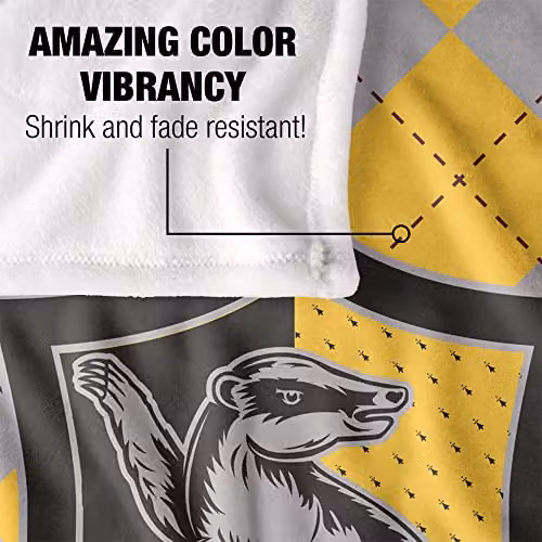Warner Brothers Harry Potter Hufflepuff Plaid Sigil Fleece Blanket, White and Multicolour, W/D/H: 152 x 127 cm – 3