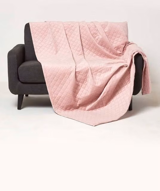 Homescapes Diamond Quilted Velvet Throw in Pink, W: 150 cm, D: 200 cm