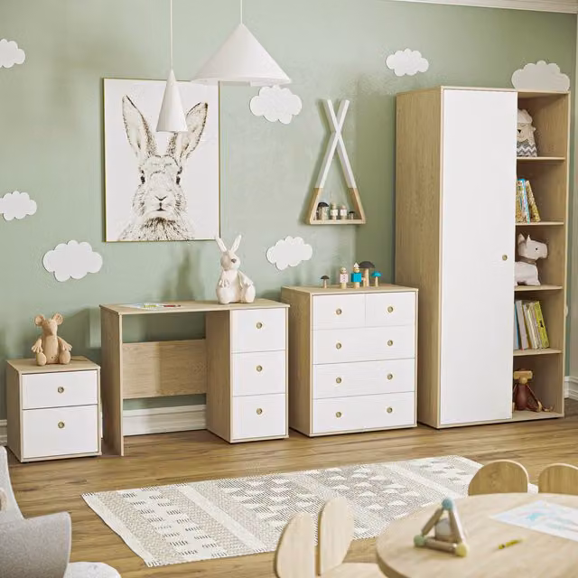Vida Designs Junior Vida 4 Piece Scandinavian Childrens Bedroom Set in White and Oak
