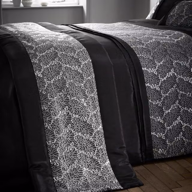Portfolio Home Rouen Runner in Black