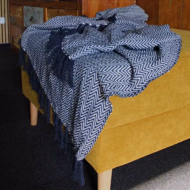 KDMK Boho Chevron Cotton Throw with Fringes in Black and Blue, W/D/H: 150 x 125 x 125 cm