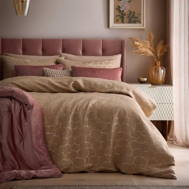 Soiree Ginko Jacquard Reversible Floral Duvet Cover Set in Beige, W/H: 180 x 200 cm – 1