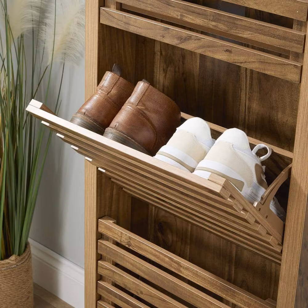 Home Source Luna Compact Shoe Storage Cabinet in Brown Oak with 3 Slatted Tilting Doors, W/D/H: 53 x 18 x 131 cm – 3