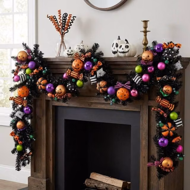 Garden Greatness 6ft Haunted Halloween Pumpkin Foliage Garland in Multicolour and Black