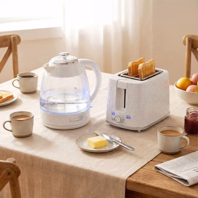 HOMCOM Kettle and Toaster Set in Beige and White with Glass Elements – 1