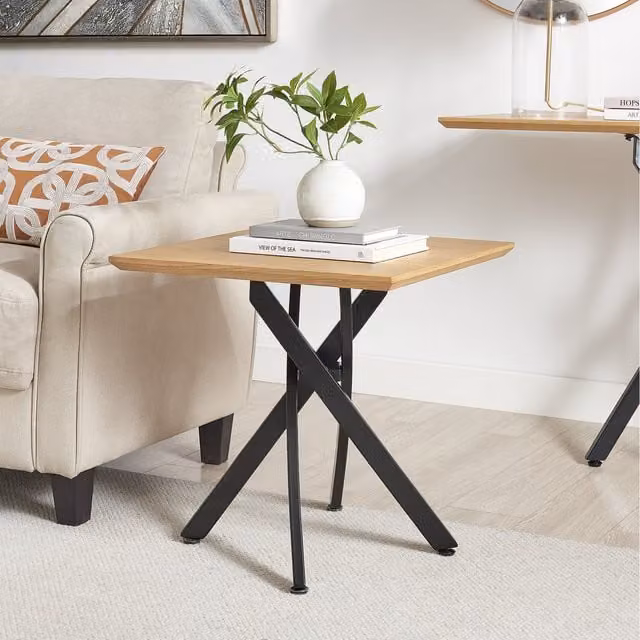 FurnitureboxUK Leonardo Side Table with Oak Veneer Top and Black Legs