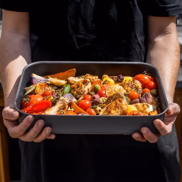 MasterClass Non-Stick Rectangular Roasting Pan, Black, 42 cm