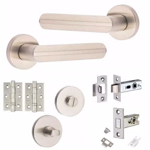 Golden Grace Modern Lima Knurled Bathroom Door Handle Set in Chrome – 1