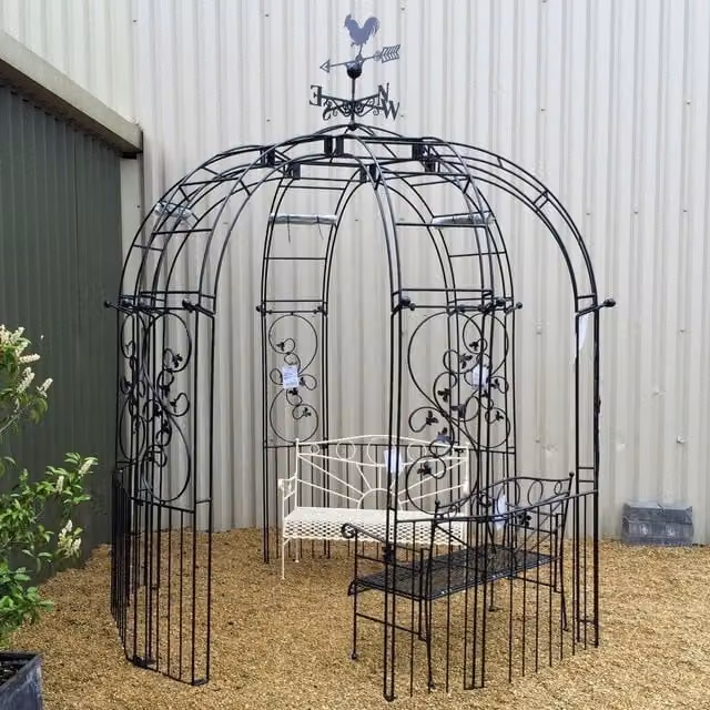 Poppyforge Imperial 6 Sided Trade & Panels Curved Steel In-Ground Support in Black – 1