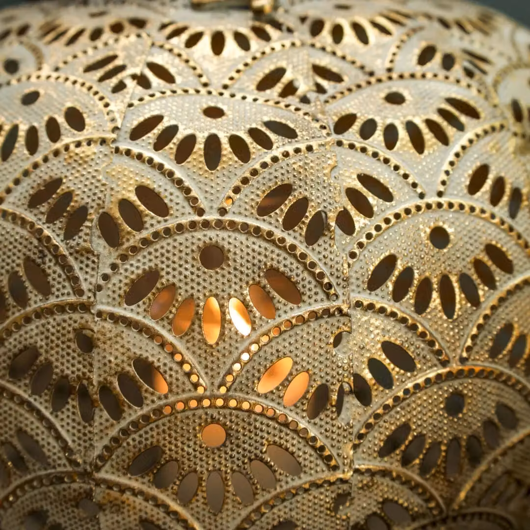 Madison & Mayfair Small Gold Lantern with Intricate Detailing, W/D/H: 25.5 x 25.5 x 33.0 cm – 6