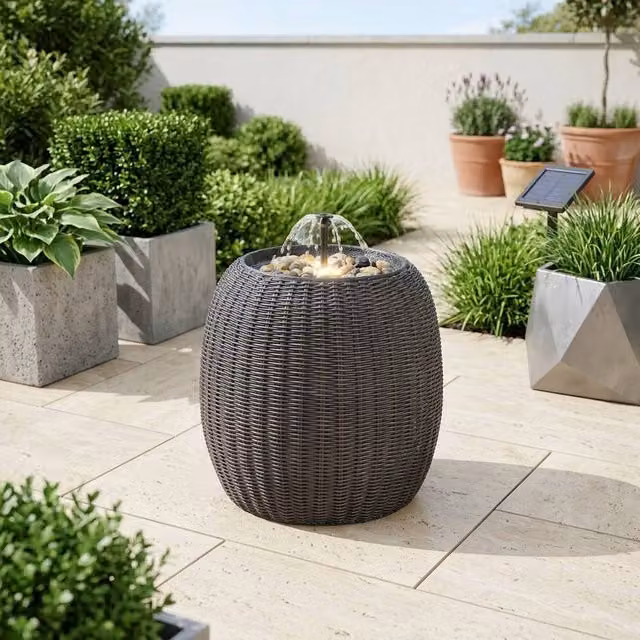 Garden Greatness WaterWeave Rattan Bowl Solar Water Feature in Dark Grey, W/D/H: 40 x 40 x 43 cm – 1