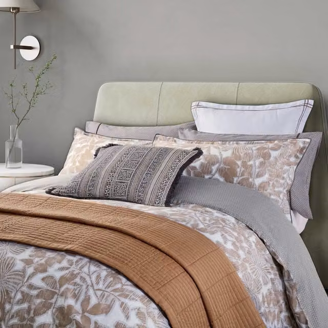 Bedeck of Belfast Zenda Reversible Mako Satin Cotton Floral Duvet Cover and Pillowcase Set, Anthracite and Beige, 200 x 200 cm