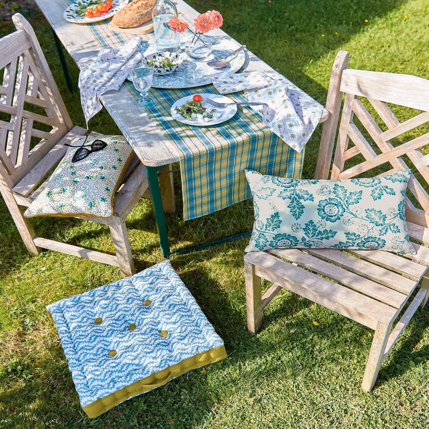 Land & Shore River Rectangular Outdoor Cushion in Green and Multicolour Cotton Fabric, W/D/H: 50 x 30 x 30 cm – 2