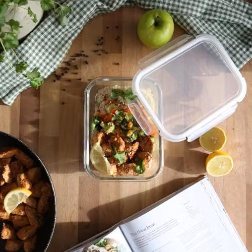 Harbour Housewares 1L Glass Food Storage Container with Airtight Lid, Transparent and White – 5