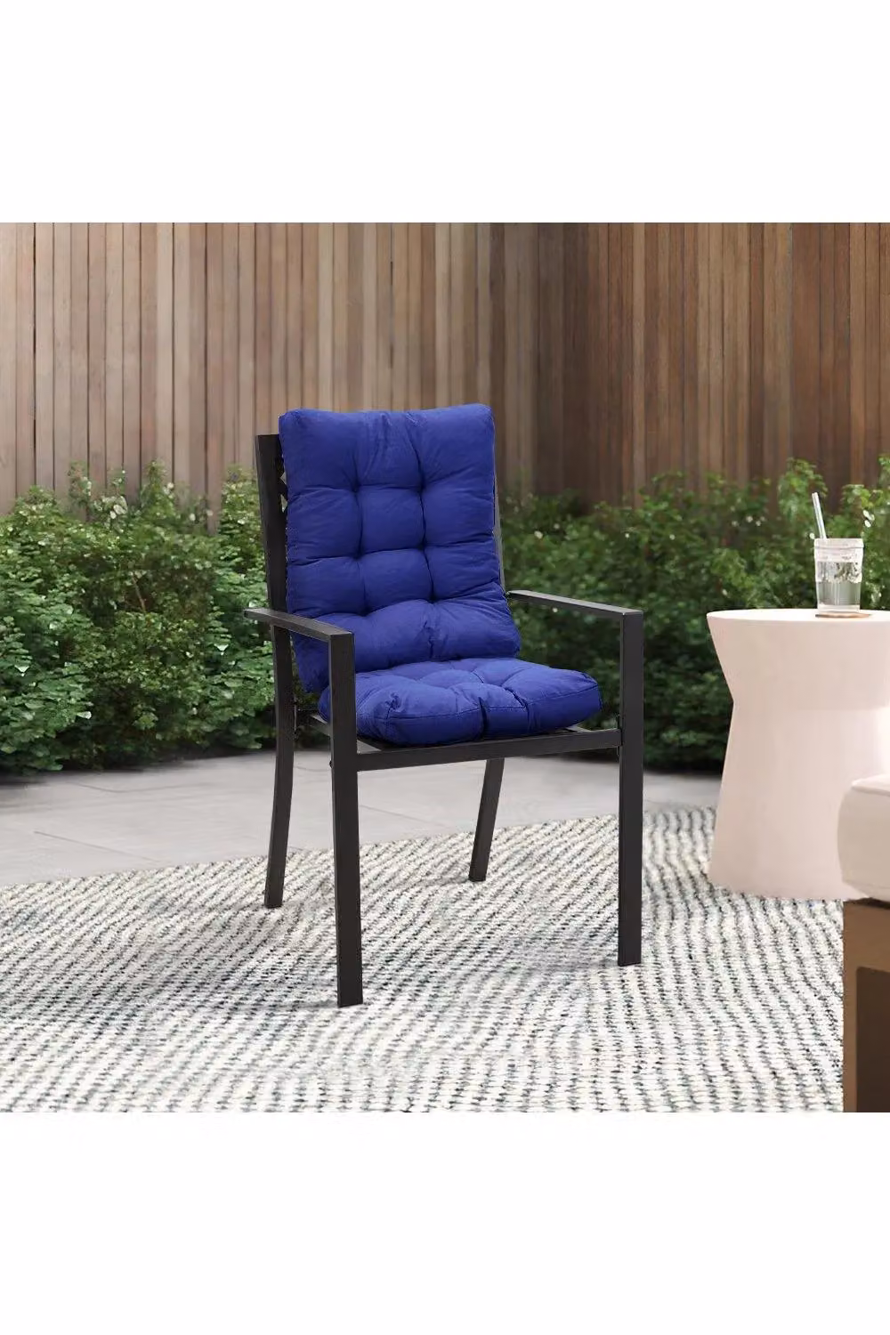 H&O Direct Set of 2 Navy Blue Square Outdoor Garden Chair Cushions in Polyester – 2