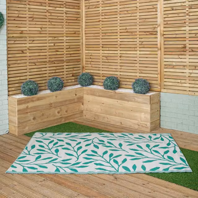 Samuel Alexander Green Floral Rectangular Outdoor Patio Rug, W: 150 cm, D: 150 cm, H: 1 cm