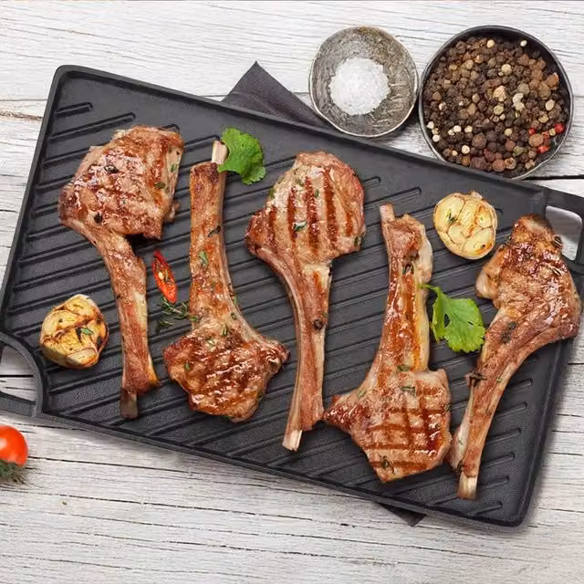 SPETLEK Cast Iron Griddle Hot Plate in Black for Barbecue and Camping Cooking