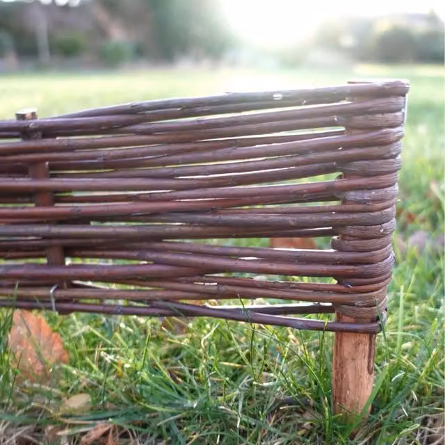 Natural Brown Woven Willow Edging 90cm