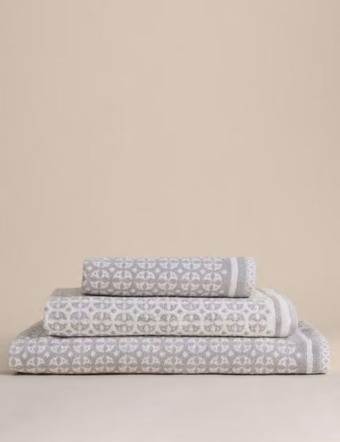M&S Grey Pure Cotton Fluffy Geometric Circle Towel
