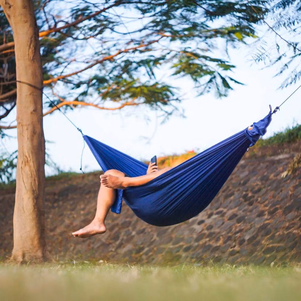 Ticket To The Moon Compact Travel Hammock in Blue – 2