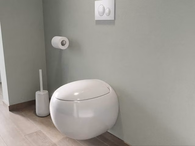 Vente-unique HURO II White Ceramic Wall-Hung WC with Soft-Close Seat W/D/H: 37 x 39 x 58 cm – 1