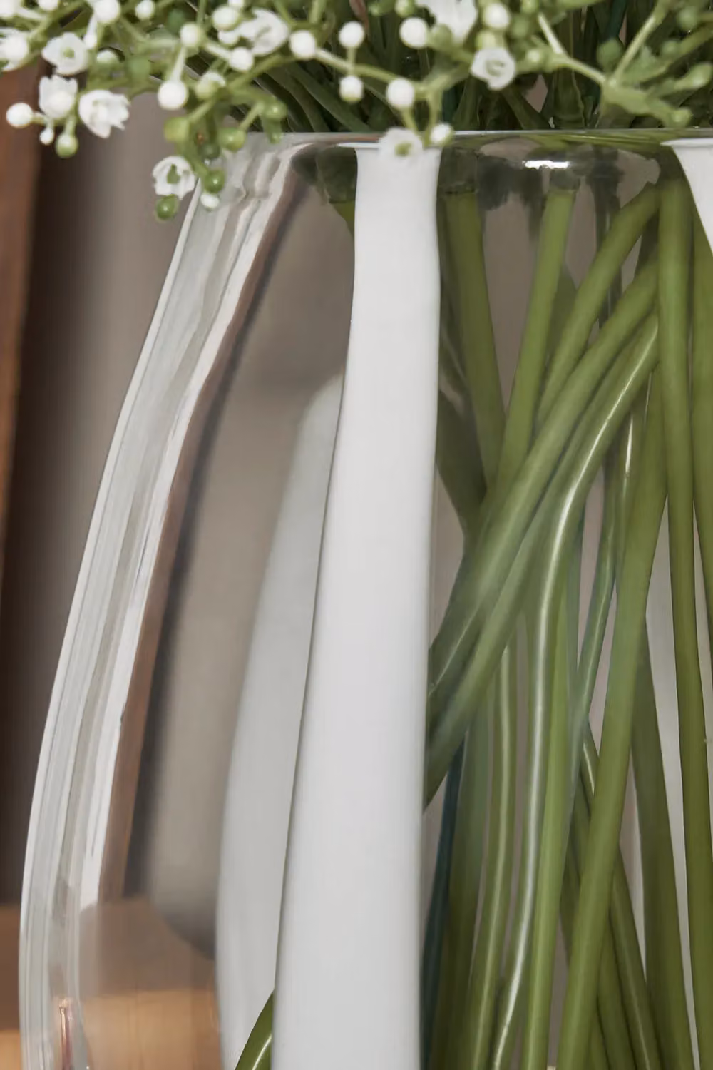 BHS Modern Round Transparent Glass and Opal Tabletop Vase – 2