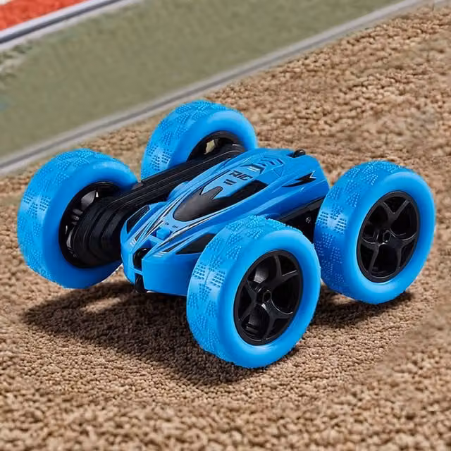 Livingandhome Rechargeable Remote Control RC Stunt Car with Light and Sound, Blue