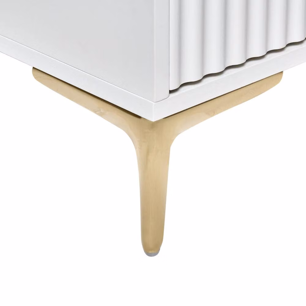 Wyld and Coco White Six-Drawer Chest with Fluted Fronts and Gold Handles – 2