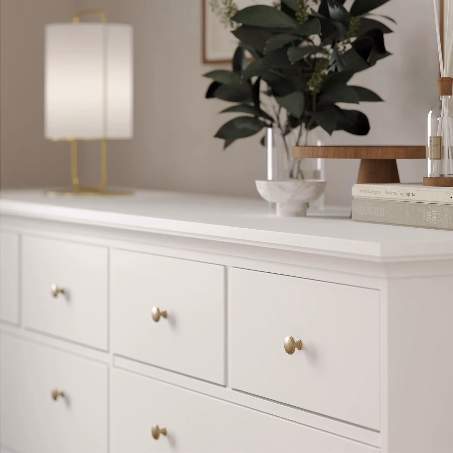 Furniture To Go Paris Chest of 8 Drawers in White – 3