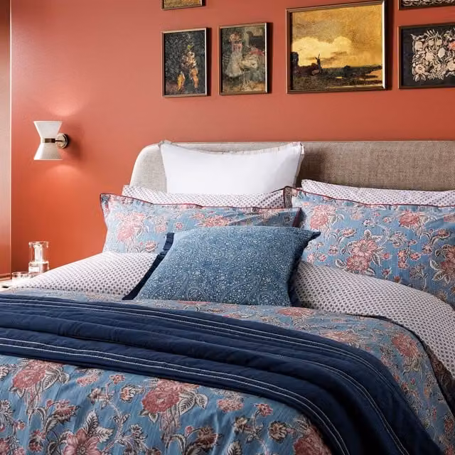 Bedeck of Belfast Emmeline Super Kingsize Duvet Cover and Pillowcase Set, Denim Blue Floral Cotton Percale – 1