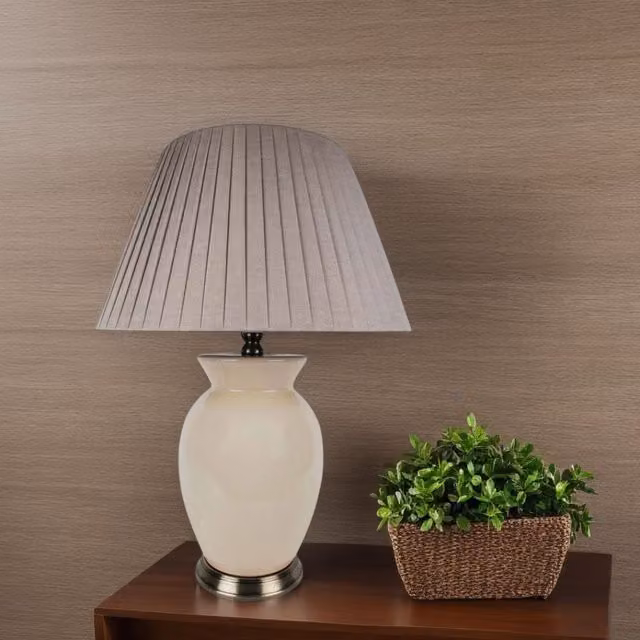 Pagazzi Christina Table Lamp in Beige and Gold/Brass with Ceramic Base and Fabric Shade, Height: 56 cm – 1