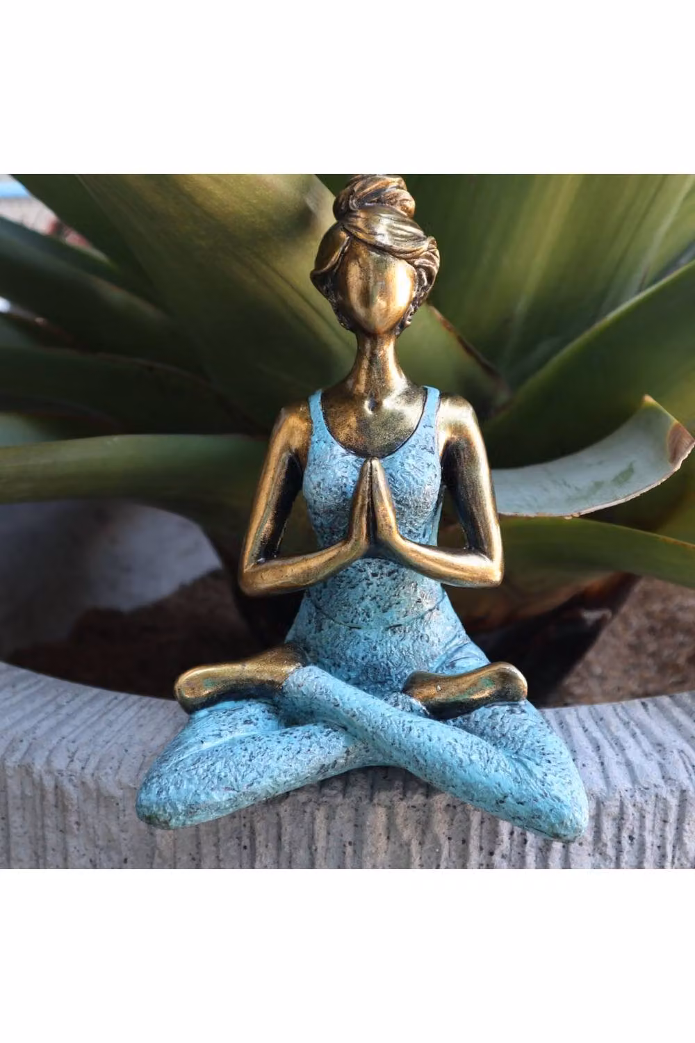 KDMD Elegant Bronze and Turquoise Yoga Lady Metal Tabletop Figurine, Height: 24 cm – 3
