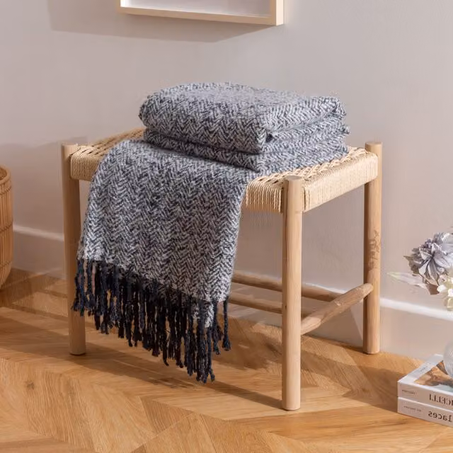Furn Weaver Woven Geometric Herringbone Throw in Blue, W/D/H: 130 x 180 cm – 4