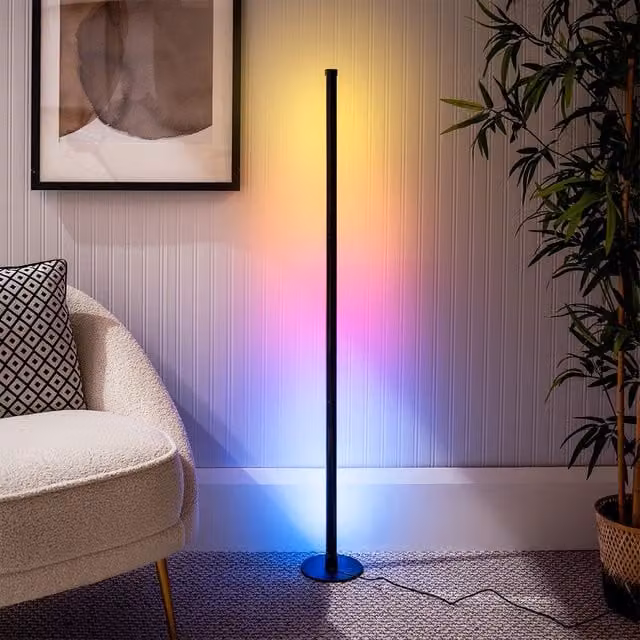 ValueLights RGBIC Smart LED Floor Lamp in Black with WiFi App, Voice Control and Remote Control, H 121 cm x W 15 cm – 1