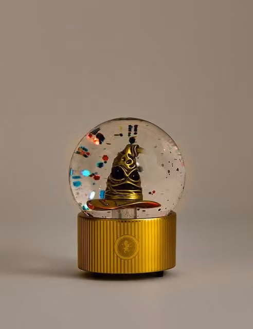 M&S Harry Potter Sorting Hat Snow Globe in Gold and Brown