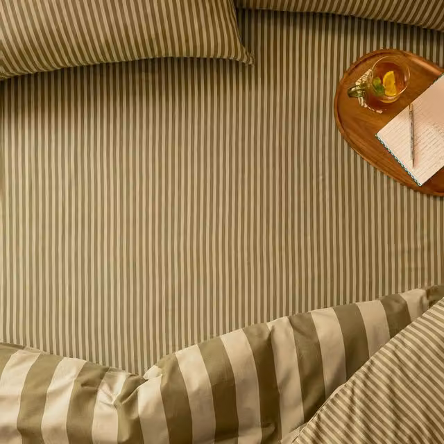 Furn Ultimate Stripe Fitted Sheet in Green, W/D/H: 140 x 200 cm – 1