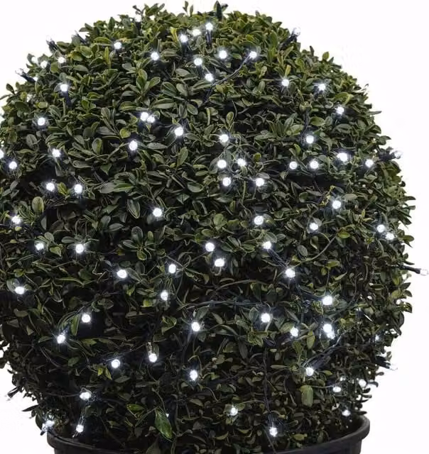 Smart Garden Three Kings 400 LED Battery Operated Christmas String Lights in Cool White – 2