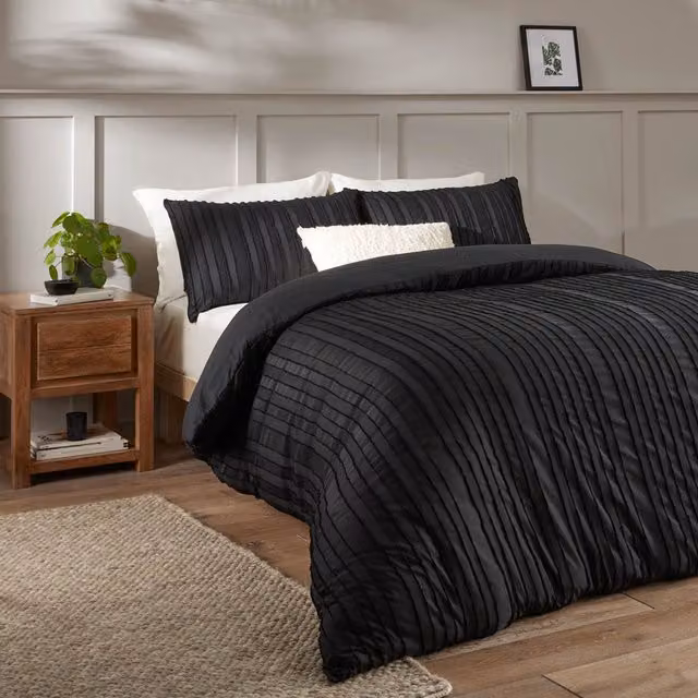 Make It A Home Striped Tufted Soft Touch Duvet Cover Set, Black, 180 x 200 cm