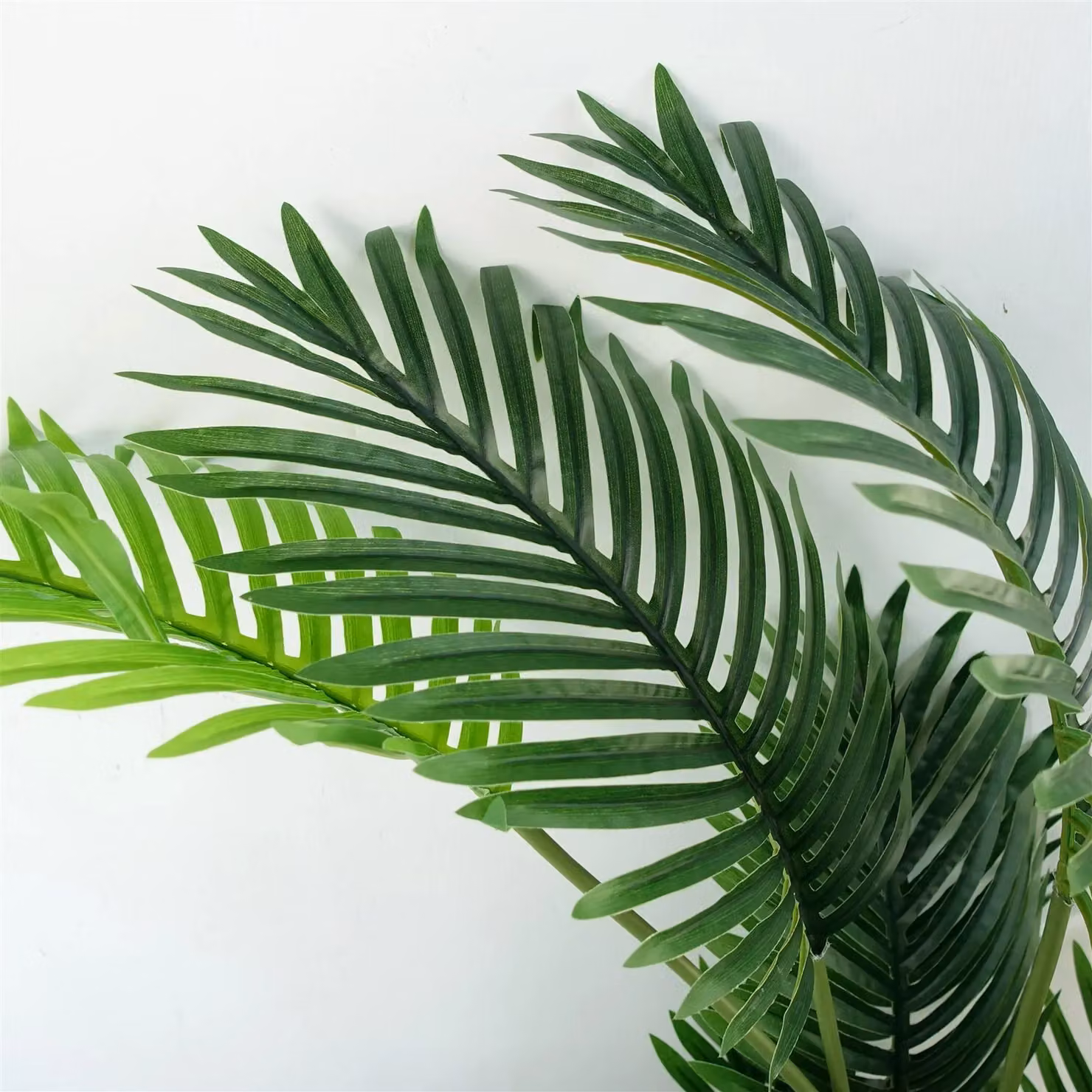 Leaf Design 110cm Artificial Areca Palm Tree in a Black Pot, Green – 6