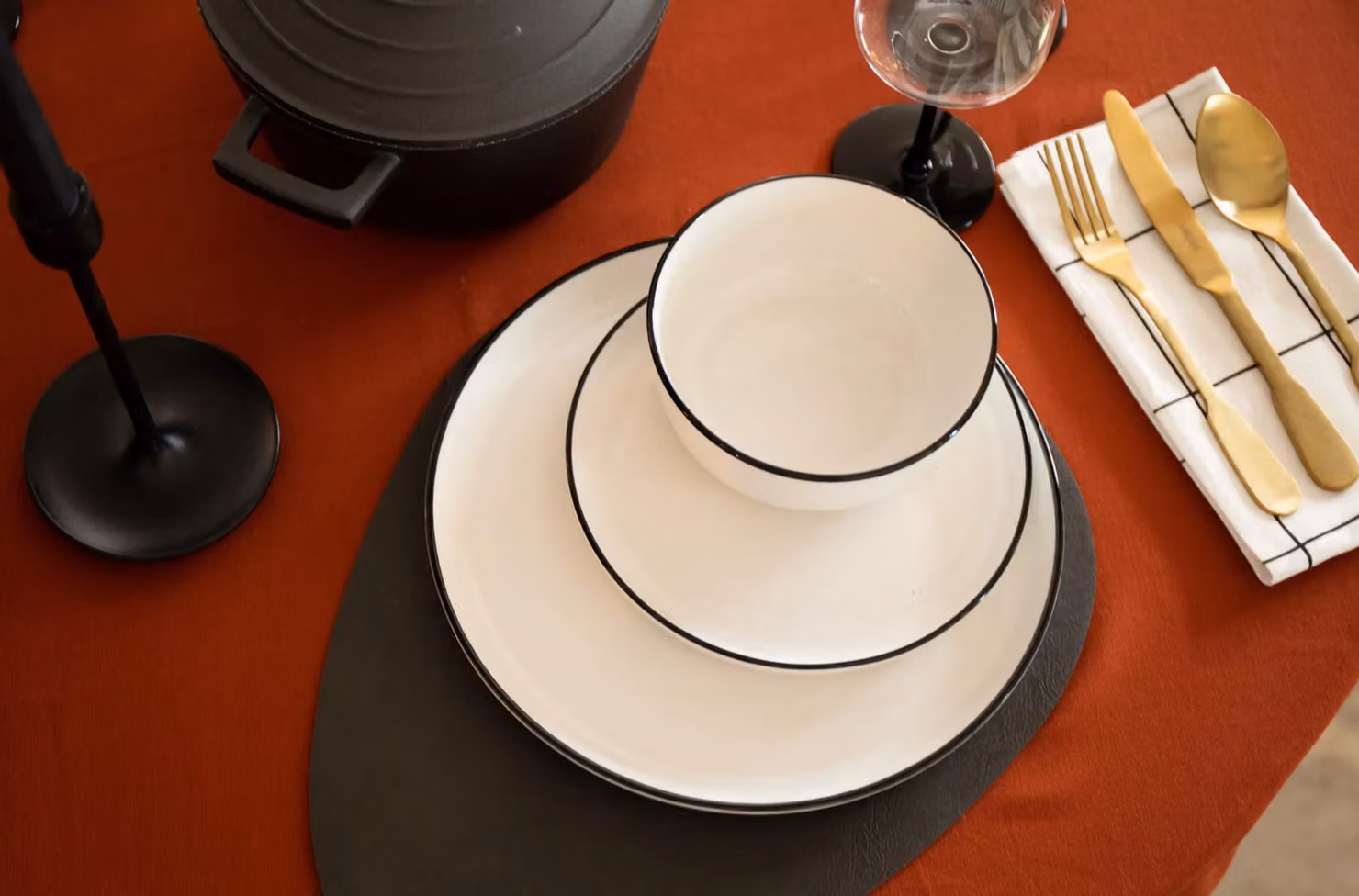 Mikasa Limestone 12pc White Porcelain Dinner Service for 4 Adults – 8