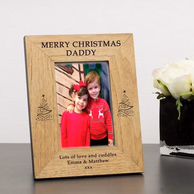 Uniqueful Personalised Merry Christmas Wood Picture Frame for Dad, Brown, 6x4 inch